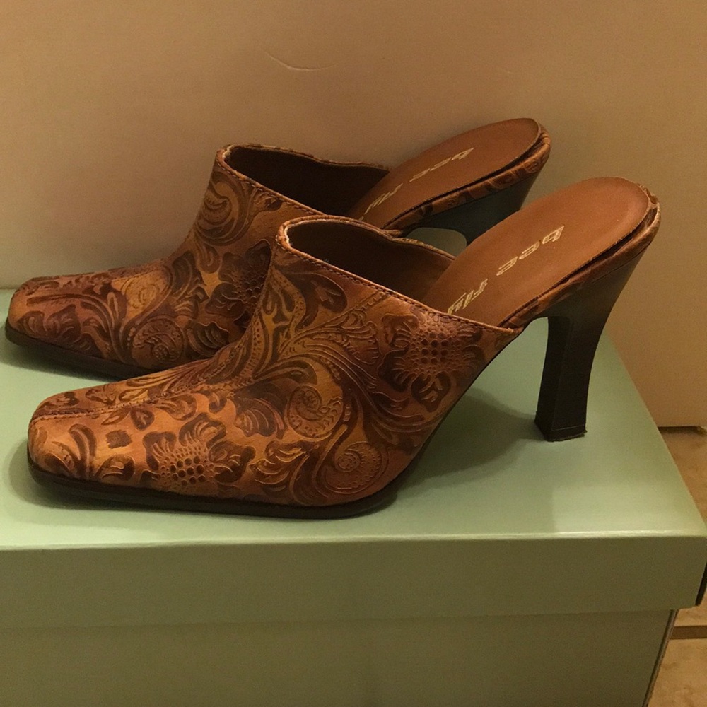Bee Fly women’s shoes.